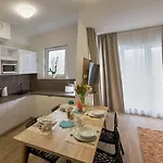 Aquamarina Onyx Marina Invest شقة