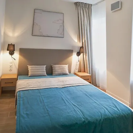 Aquamarina Onyx Marina Invest *