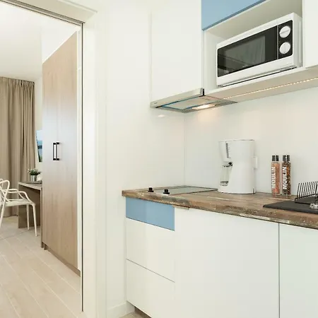 Aquamarina Onyx Marina Invest Апартаменты *