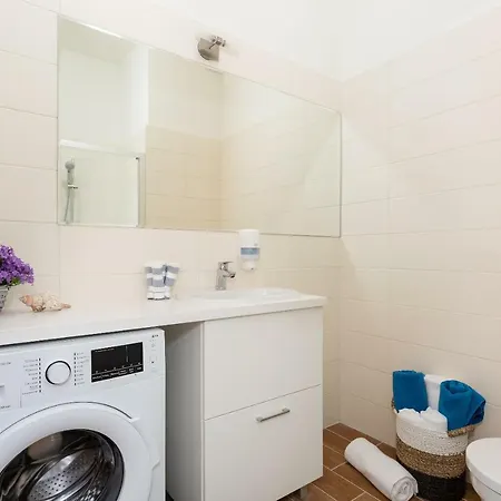 Aquamarina Onyx Marina Invest Apartmán *