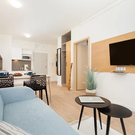 Апартаменты Aquamarina Onyx Marina Invest *